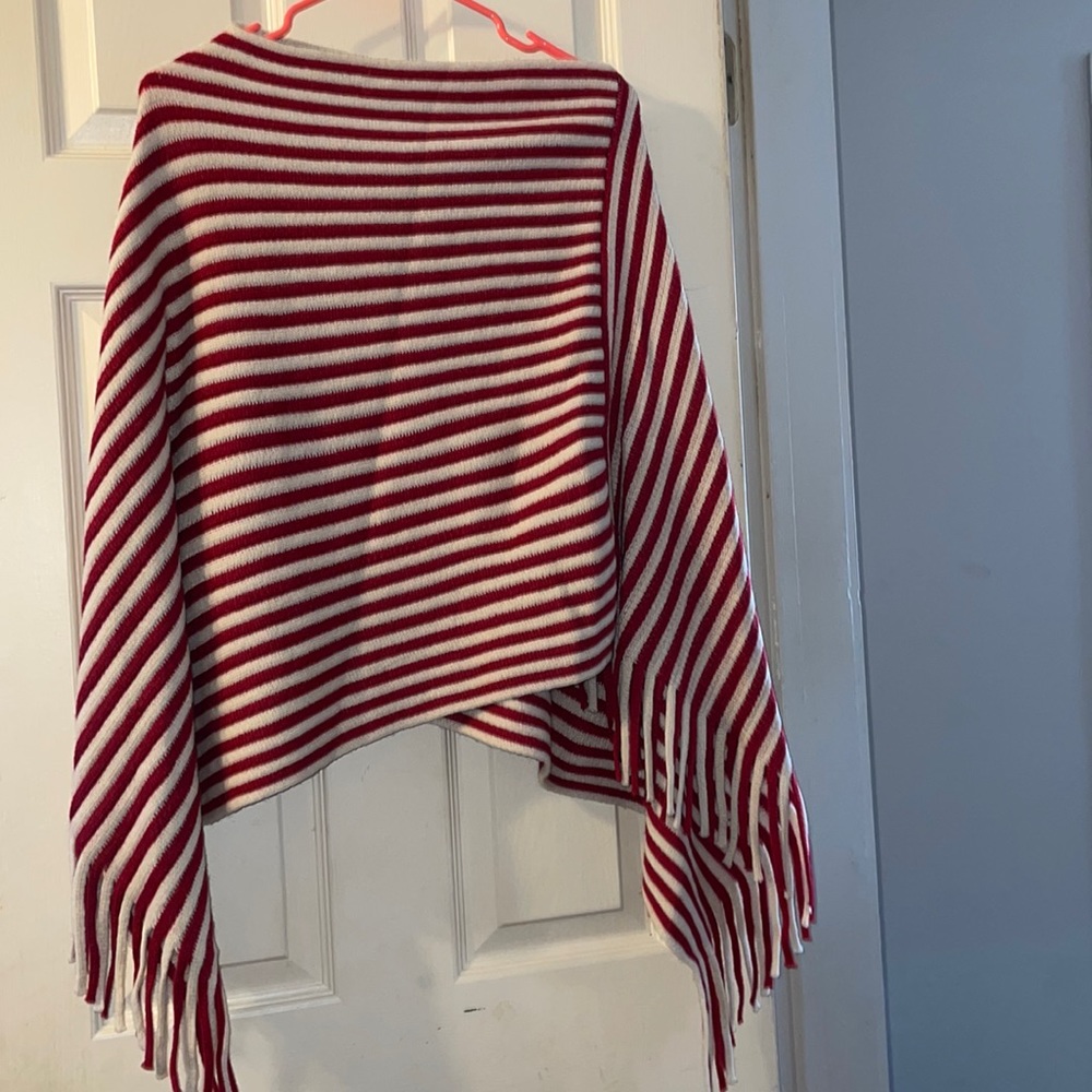 Boutique / red and white stripped poncho